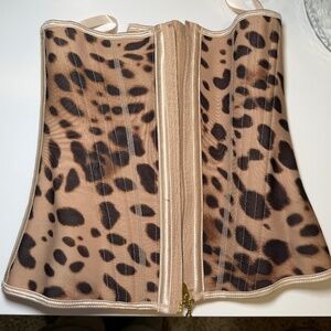 Cheetah print waist trainer Size SMALL